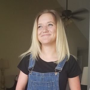 Meet your Posher, Stacy